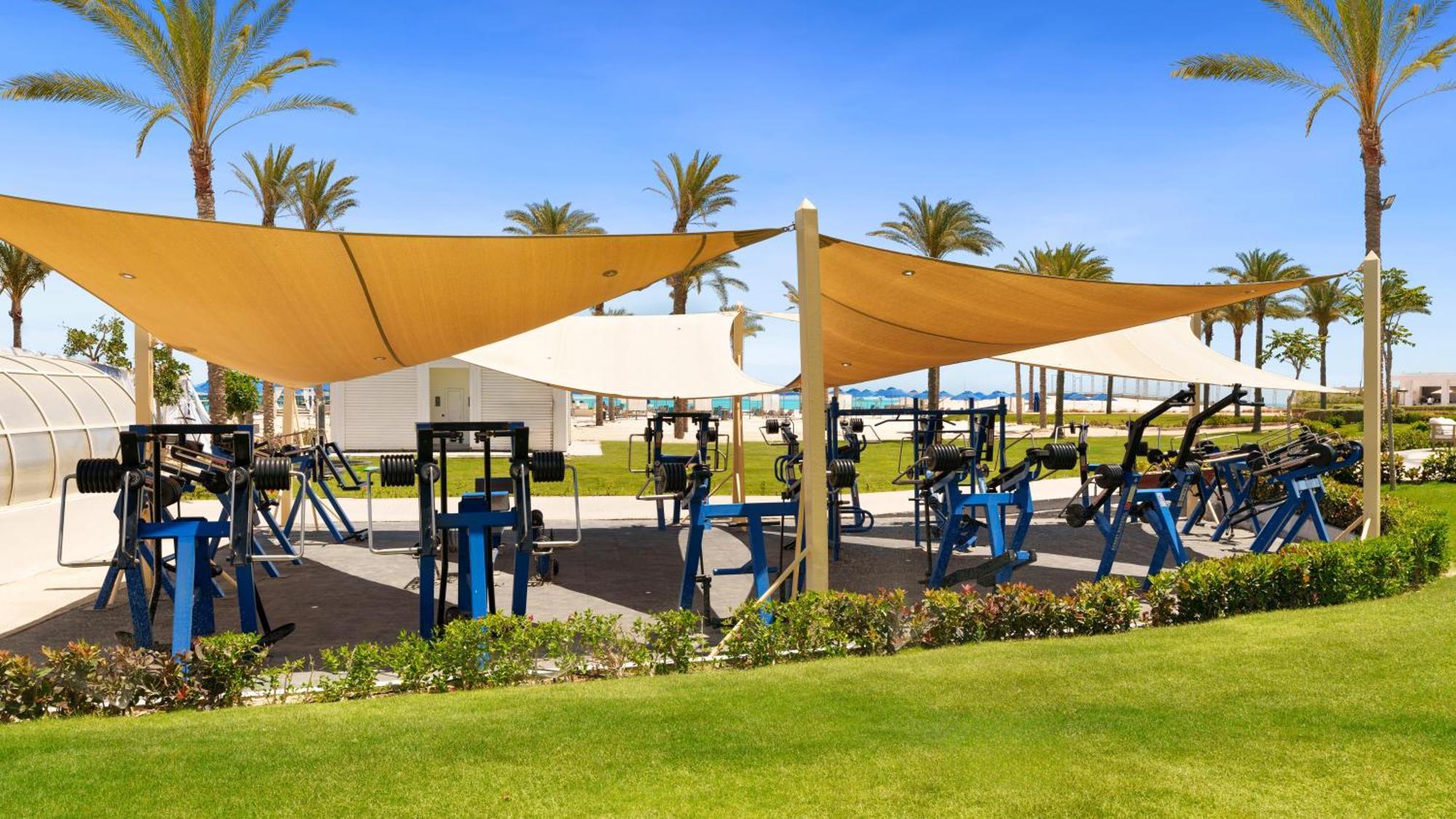 Rixos Premium Alamein Ель-Аламейн Екстер'єр фото The outdoor gym at the resort